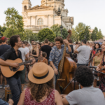 Zenészek lépnek fel Budapest terein a Budapest Play utcazenei fesztiválon