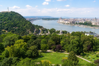 Normafa, Városliget és Margitsziget zöld területei nyugodt kikapcsolódást kínálnak Budapesten